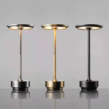 2023 Новых светодиодных настольных ламп Touch Sensor Metal Retro Desk Light USB Перезаряжаемые ночные светильники для украшения ресторана отеля