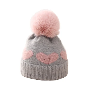 Шапочка-бини для маленьких девочек с рисунком Сердца, плюшевый помпон, вязаная зимняя теплая шапка для Новорожденных Малышей, детская кепка